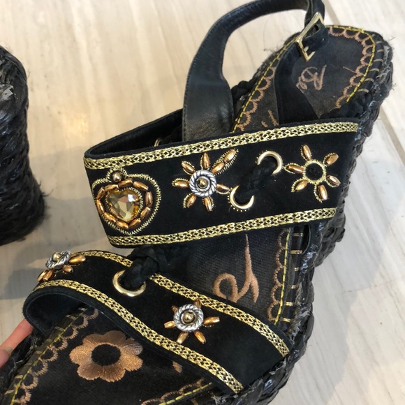 Beverly Feldman boho beaded wedges - Picture 6 of 7